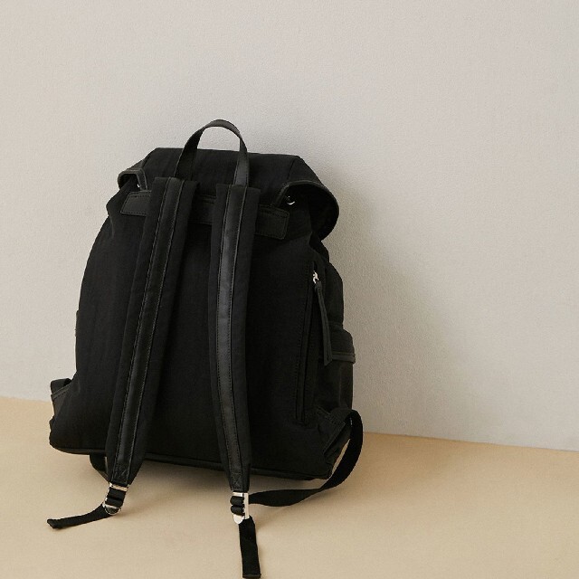 Adam et Rope'(アダムエロぺ)のマルチポケットバックパック レディースのバッグ(リュック/バックパック)の商品写真