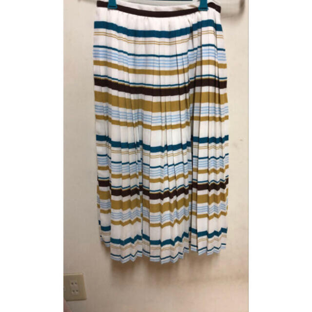 MURUA(ムルーア)のMURUAスカート レディースのスカート(ひざ丈スカート)の商品写真