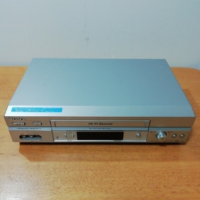 SONY(ソニー)のSONY VHSレコーダー 【SLV-NX15】 スマホ/家電/カメラのテレビ/映像機器(その他)の商品写真