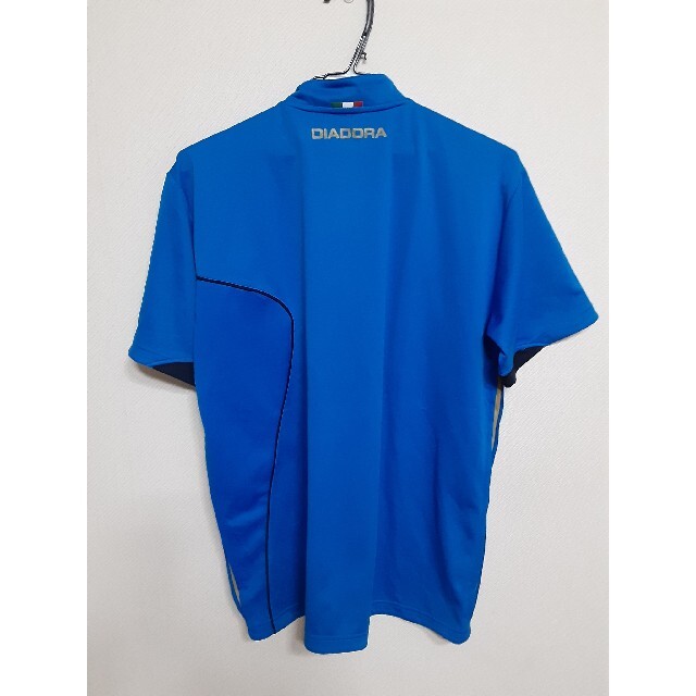 DIADORA(ディアドラ)のDIADORAジップアップ半袖Tシャツ スポーツ/アウトドアのサッカー/フットサル(ウェア)の商品写真