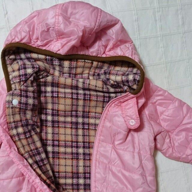 UNIQLO(ユニクロ)の70　UNIQLO　ユニクロ　ピンクの中綿ジャンプスーツ キッズ/ベビー/マタニティのベビー服(~85cm)(カバーオール)の商品写真