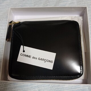 コムデギャルソン(COMME des GARCONS)のCOMME des GARCONS　二つ折りラウンドファスナー財布(折り財布)