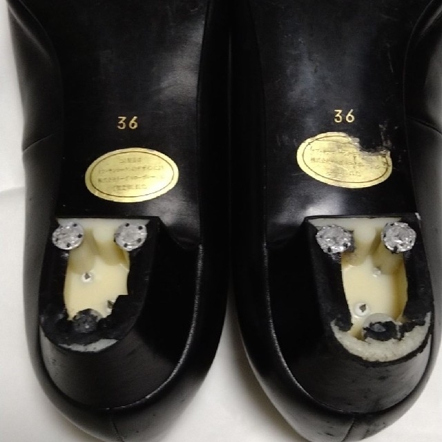 Yves Saint Laurent Beaute(イヴサンローランボーテ)のイブサンローラン☆YSL　ローヒール レディースの靴/シューズ(ハイヒール/パンプス)の商品写真