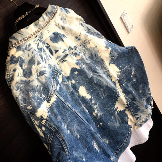 Levi's(リーバイス)のLevi'sスタッズ ブリーチ×ダメージデニムJKT メンズのジャケット/アウター(Gジャン/デニムジャケット)の商品写真