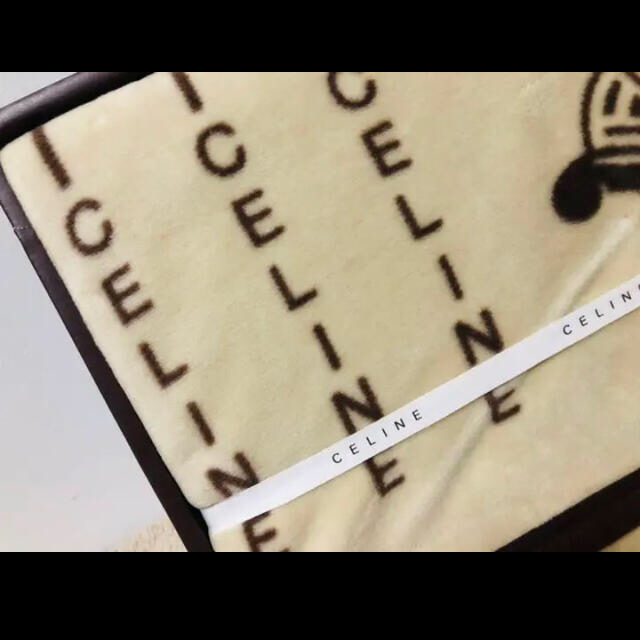 celine(セリーヌ)の最終値下げ♡未使用セリーヌ毛布♡ インテリア/住まい/日用品の寝具(毛布)の商品写真