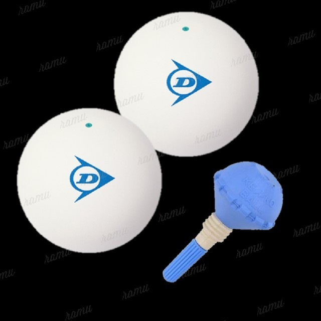 【新品】ソフトテニスボール2個(ダンロップ)+空気入れ スポーツ/アウトドアのテニス(ボール)の商品写真