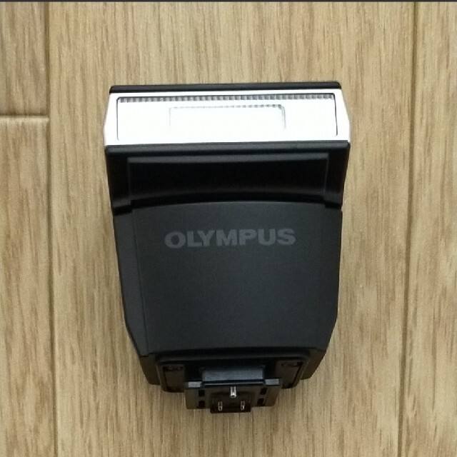 OLYMPUS(オリンパス)のオリンパス　ストロボ　OLYMPUS　FL-LM3 スマホ/家電/カメラのカメラ(ストロボ/照明)の商品写真