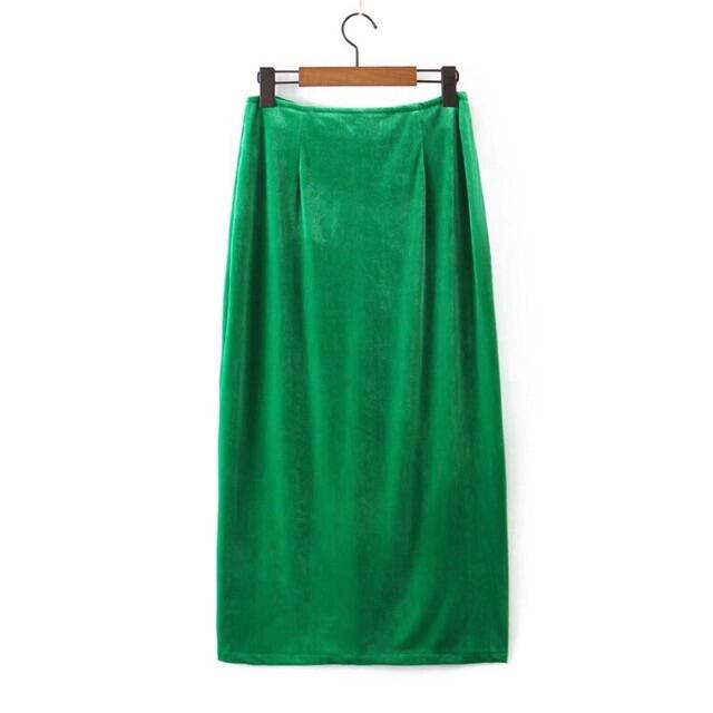 ZARA(ザラ)の🌰9月新作🌾5812◆green グリーン ベルベット ベロア スカート レディースのスカート(ひざ丈スカート)の商品写真