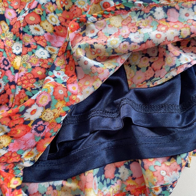 mysty woman(ミスティウーマン)のスカート　キュロット　ショートパンツ　花柄 レディースのスカート(ミニスカート)の商品写真