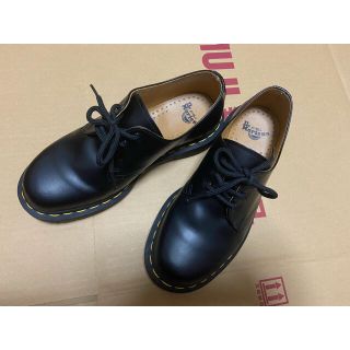 日本正規取扱商品 【美品】Dr.Martensドクターマーチン3ホール 25715