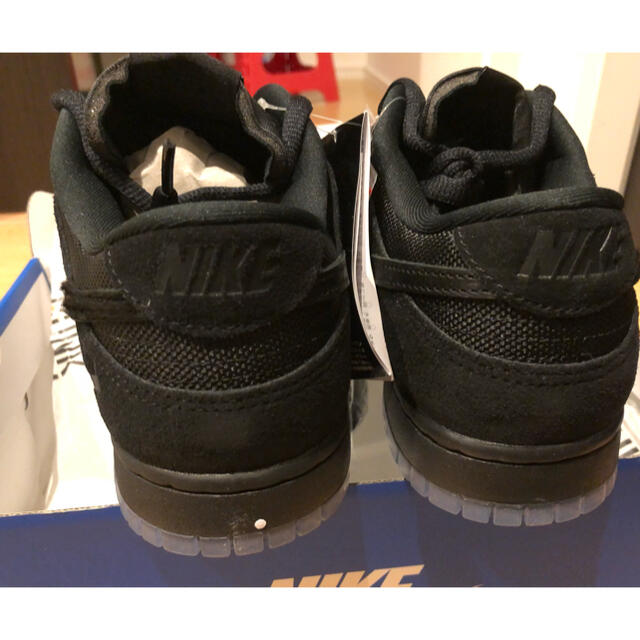 NIKE(ナイキ)のUNDEFEATED × NIKE DUNK LOW SP BLACK メンズの靴/シューズ(スニーカー)の商品写真