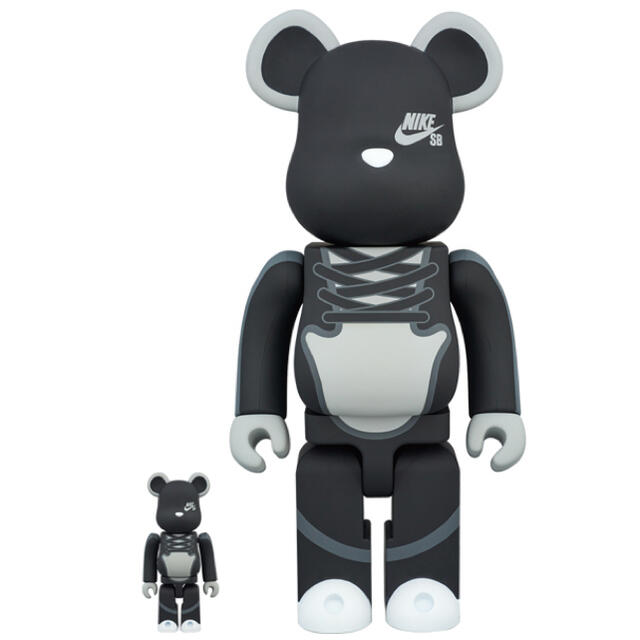 BE@RBRICK NIKE SB 100% 400％ ブラック