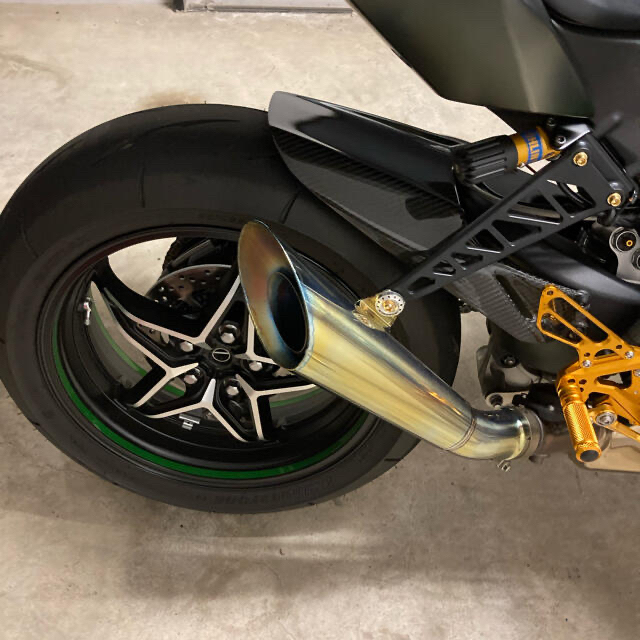 ninja h2  kファクトリー　チタン製メガホン　マフラー