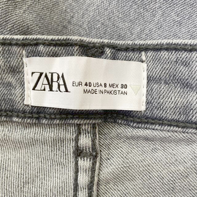 ZARA(ザラ)のZARAスキニーデニム レディースのパンツ(デニム/ジーンズ)の商品写真