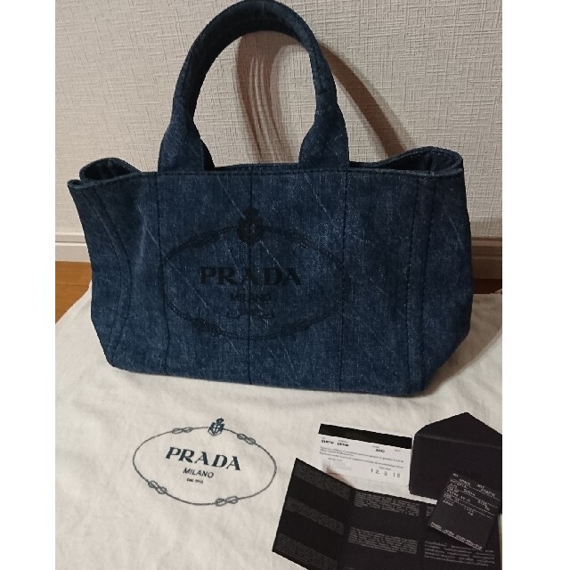 PRADA(プラダ)の最終値下げPRADAカナパトート デニム レディースのバッグ(トートバッグ)の商品写真