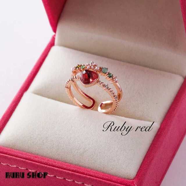 フラワーガーデン　ハートリング　レッド　韓国　ダブルアーム　指輪　フリーサイズ レディースのアクセサリー(リング(指輪))の商品写真