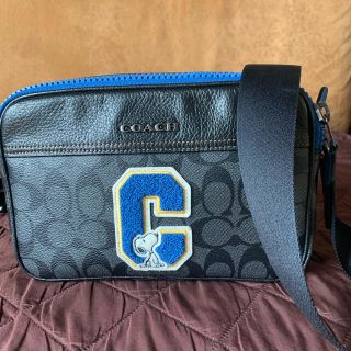 コーチ(COACH)の【コーチcoach】スヌーピー レア商品　美品　ショルダーバック(ショルダーバッグ)