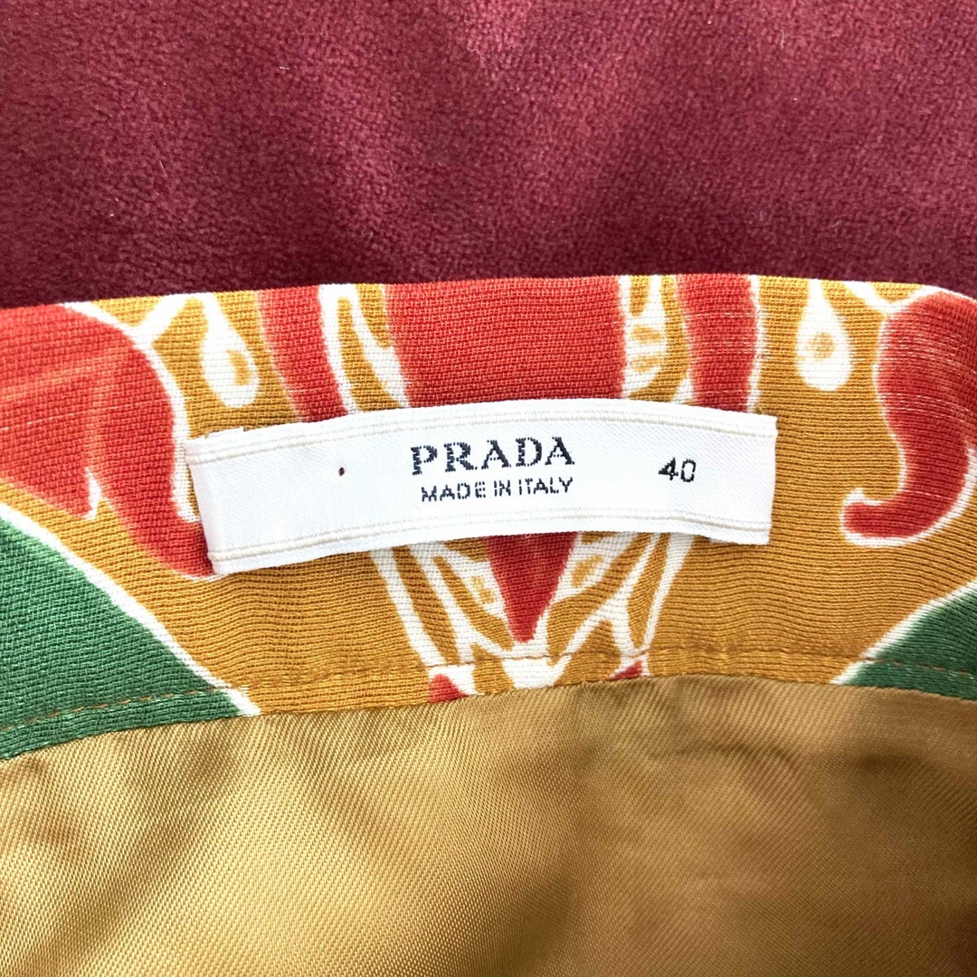 PRADA(プラダ)の10.11 Resort 国内正規美品■プラダ_スカート/シルク40% 花柄 レディースのスカート(ミニスカート)の商品写真