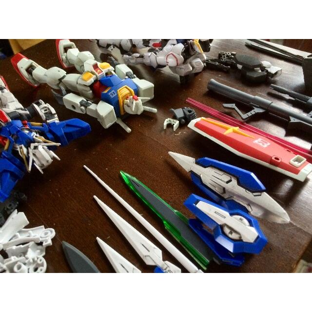 BANDAI(バンダイ)のジャンク品 ガンプラ 組み立て品 エンタメ/ホビーのおもちゃ/ぬいぐるみ(模型/プラモデル)の商品写真