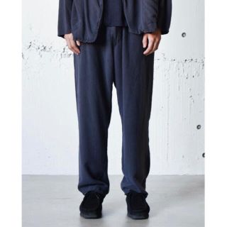 コモリ(COMOLI)のCOMOLI 21AW シルクネル ドローストリングパンツ NAVY 1(その他)