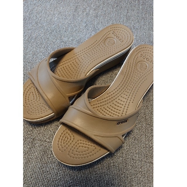 crocs(クロックス)のクロックス サンダル レディースの靴/シューズ(サンダル)の商品写真
