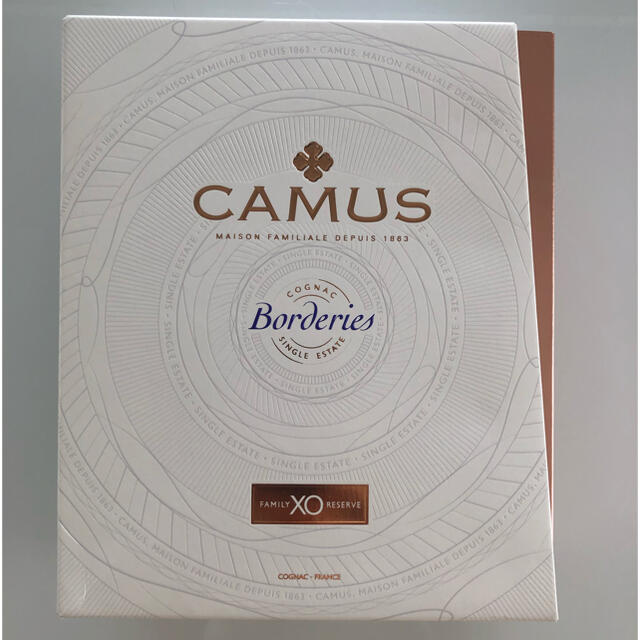 【希少！】カミュ  ボルドリー CAMUS Borderies XO 700ml 食品/飲料/酒の酒(ブランデー)の商品写真