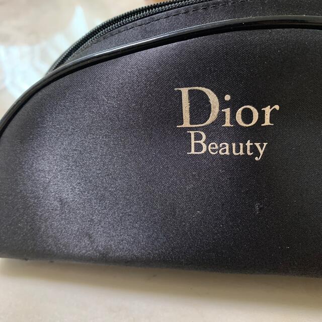 Christian Dior(クリスチャンディオール)のDIOR beauty ディオール　黒のポーチ　非売品　バッグ レディースのファッション小物(ポーチ)の商品写真