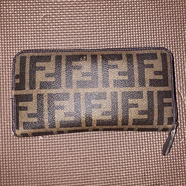 FENDI 長財布