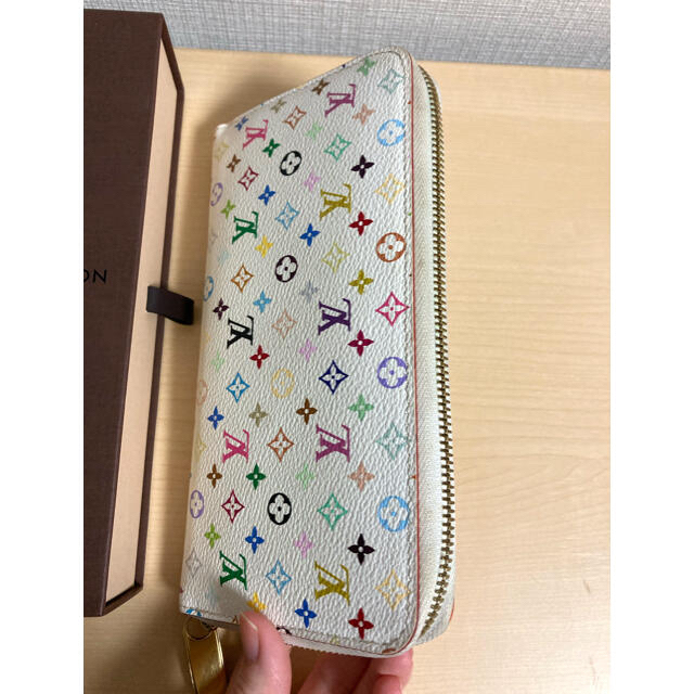 LOUIS VUITTON(ルイヴィトン)のルイヴィトン☘️モノグラム　マルチカラー　ジッピー　財布 レディースのファッション小物(財布)の商品写真