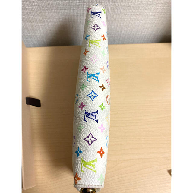 LOUIS VUITTON(ルイヴィトン)のルイヴィトン☘️モノグラム　マルチカラー　ジッピー　財布 レディースのファッション小物(財布)の商品写真