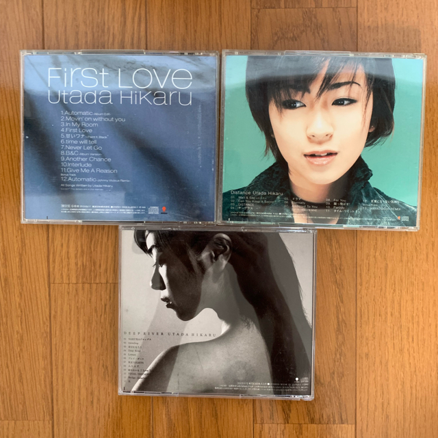 宇多田ヒカル/First Love/Distance/DEEPRIVER エンタメ/ホビーのCD(ポップス/ロック(邦楽))の商品写真