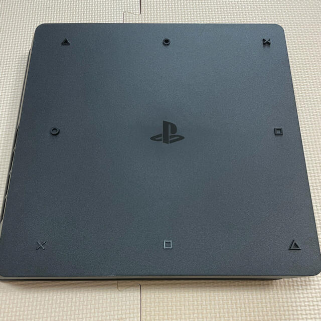 PlayStation4(プレイステーション4)のPlayStation4 本体 CUH-2100AB01 500GB エンタメ/ホビーのゲームソフト/ゲーム機本体(家庭用ゲーム機本体)の商品写真