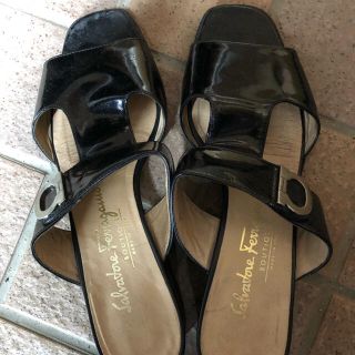 サルヴァトーレフェラガモ(Salvatore Ferragamo)のサルヴァトーレ フェラガモ salvatore ferragamo サンダル (サンダル)