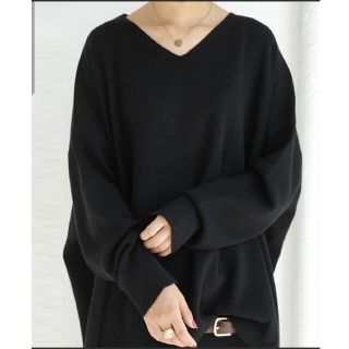 アンティカ(antiqua)の新品！antiqua. Vネックニット(ニット/セーター)