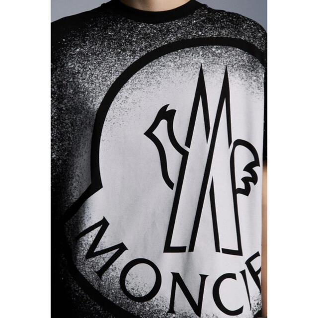 MONCLER(モンクレール)のMONCLER ロゴTシャツ 新品タグ付き お値下げ致しました(^^) レディースのトップス(Tシャツ(半袖/袖なし))の商品写真