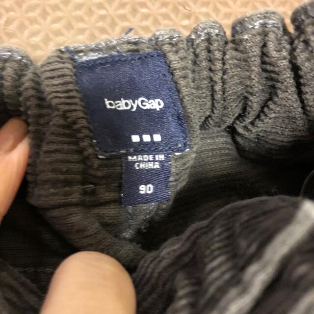babyGAP(ベビーギャップ)の冬用　90cm パンツ 2本セット キッズ/ベビー/マタニティのキッズ服男の子用(90cm~)(パンツ/スパッツ)の商品写真