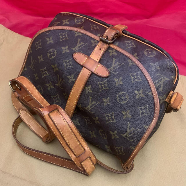 LOUIS VUITTON(ルイヴィトン)のルイヴィトン☆モノグラム☆ソミュール30 レディースのバッグ(ショルダーバッグ)の商品写真