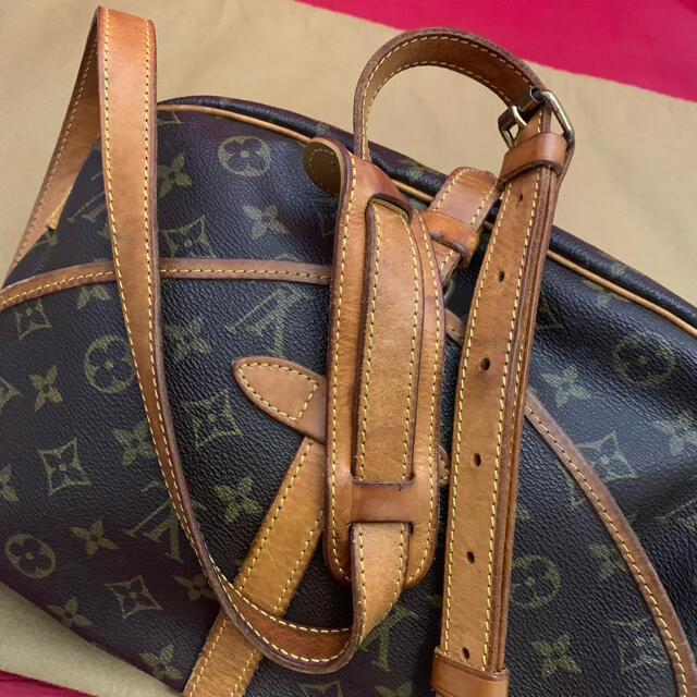 LOUIS VUITTON(ルイヴィトン)のルイヴィトン☆モノグラム☆ソミュール30 レディースのバッグ(ショルダーバッグ)の商品写真