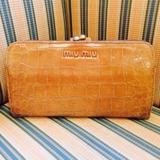 ミュウミュウ(MIU MIU)のmiumiu 財布(財布)