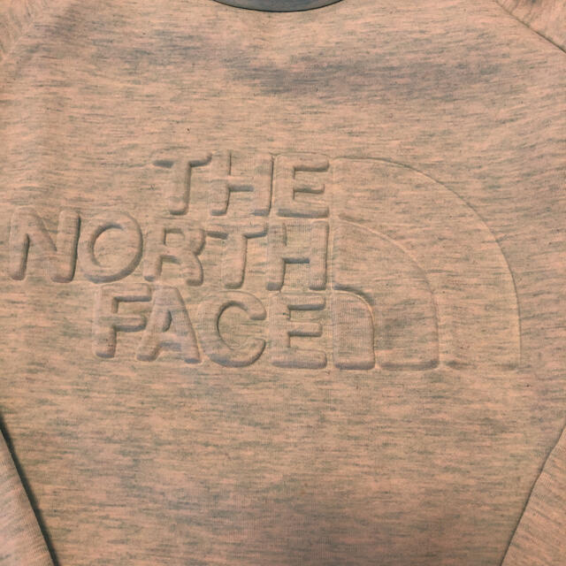 THE NORTH FACE(ザノースフェイス)のザノースフェイス　キッズ　テックエアー　スエット　トレーナー キッズ/ベビー/マタニティのキッズ服男の子用(90cm~)(Tシャツ/カットソー)の商品写真
