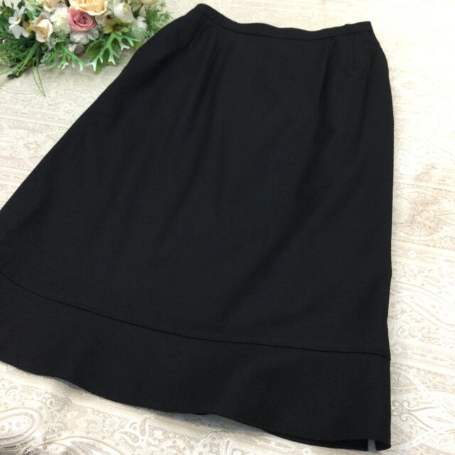 jun ashida(ジュンアシダ)のジュンアシダ　⭐︎ 秋冬用　ウール  100% スカート  ⭐︎ ブラック レディースのスカート(ひざ丈スカート)の商品写真