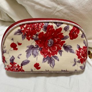 ローラアシュレイ(LAURA ASHLEY)のポーチ　化粧ポーチ　花柄ポーチ(ポーチ)