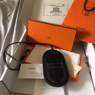 エルメス(Hermes)のHERMES モバイルケース　ショルダー(iPhoneケース)