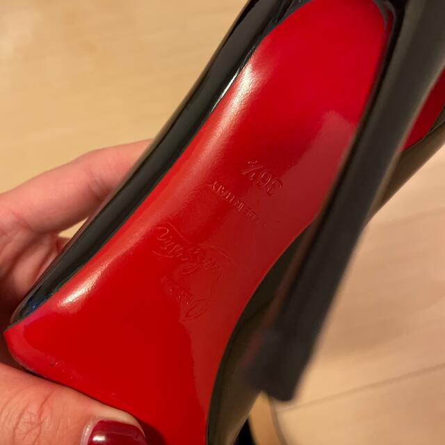 Christian Louboutin(クリスチャンルブタン)のクリスチャンルブタン パンプス レディースの靴/シューズ(ハイヒール/パンプス)の商品写真