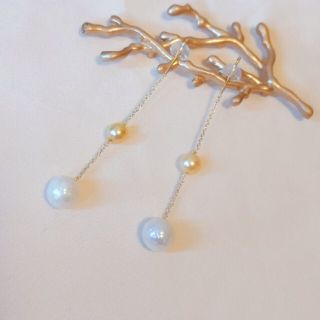 ロングピアス　華パール　あこや真珠(ピアス)