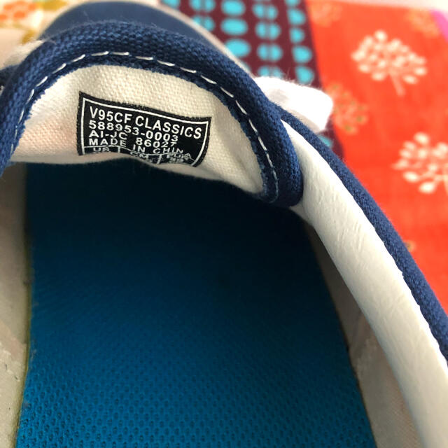 VANS(ヴァンズ)のVANS   スニーカー　24.5   ネイビー メンズの靴/シューズ(スニーカー)の商品写真