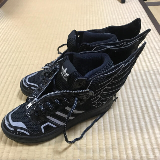 JEREMY SCOTT(ジェレミースコット)のadidasジェレミースコット　スニーカー メンズの靴/シューズ(スニーカー)の商品写真