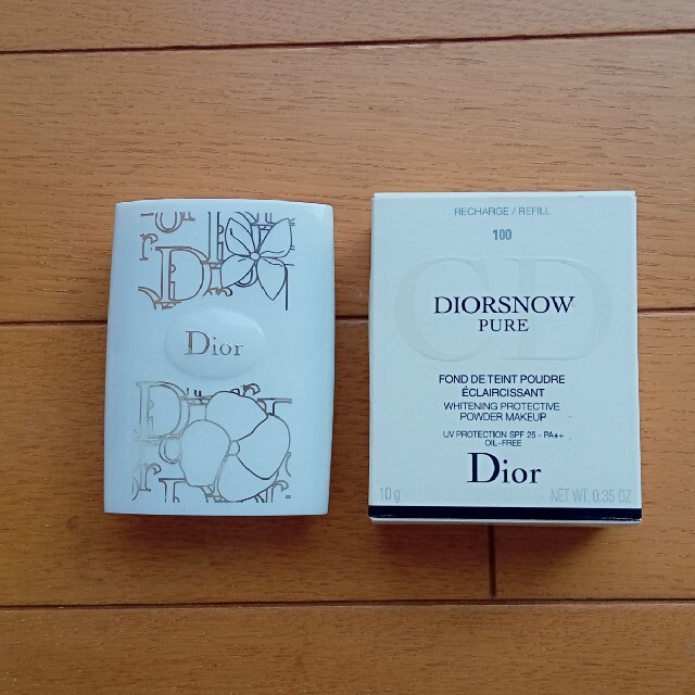 Dior(ディオール)のDior DIOR SNOW PURE ホワイトニングパウダー　100  アイボ コスメ/美容のベースメイク/化粧品(ファンデーション)の商品写真