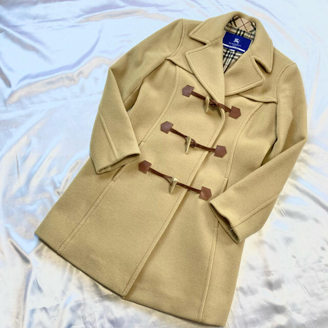 BURBERRY BLUE LABEL(バーバリーブルーレーベル)の【美品】バーバリーブルーレーベル カシミヤ混 ダッフルコート ノバチェック 38 レディースのジャケット/アウター(ダッフルコート)の商品写真