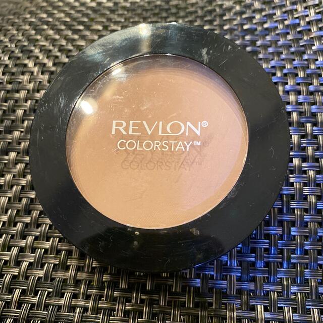 REVLON(レブロン)のレブロン　カラーステイ　プレストパウダー　ミディアム コスメ/美容のベースメイク/化粧品(フェイスパウダー)の商品写真